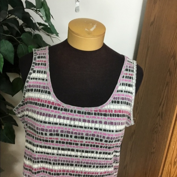 Relativity XL multiple Color ribbed layering tank - Picture 3 of 12